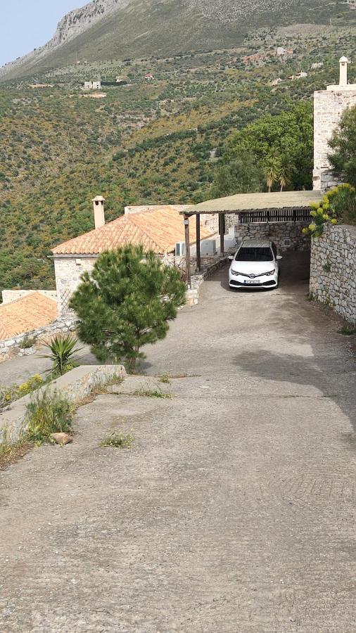 Villa Smaragda Limeni Exterior photo