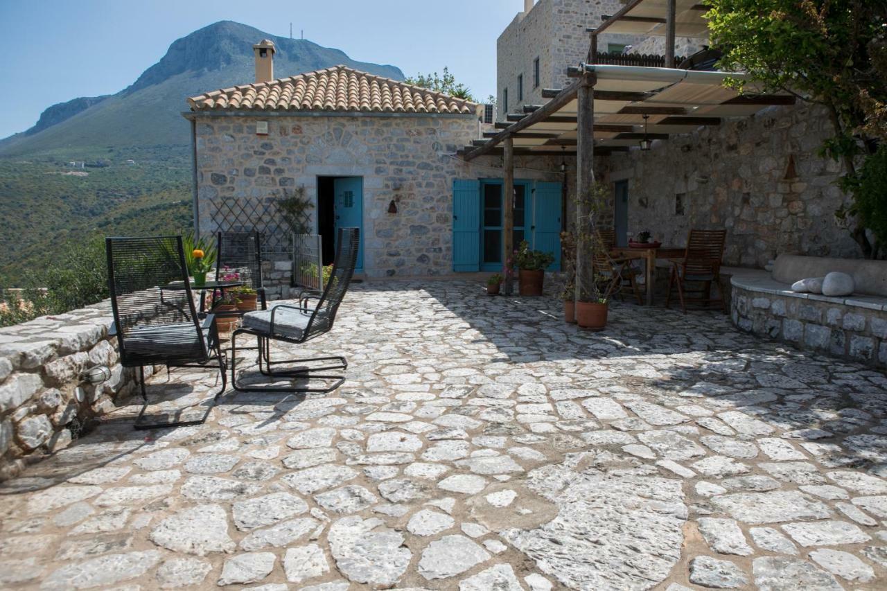 Villa Smaragda Limeni Exterior photo