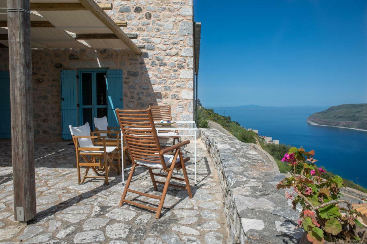 Villa Smaragda Limeni Exterior photo
